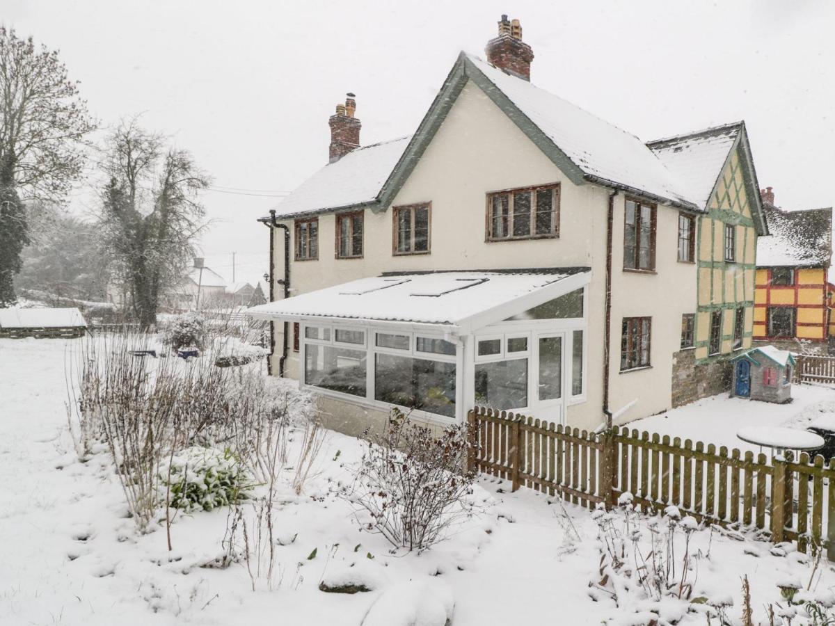 The Old Rectory Villa Presteigne Exterior photo